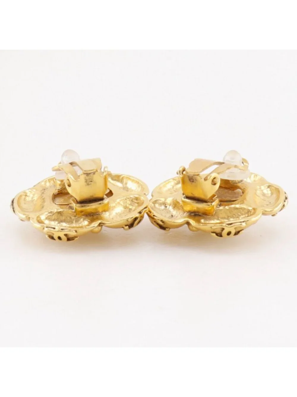 Chanel CC Logo Flower Vintage Gold Plated Faux Pearl Earrings